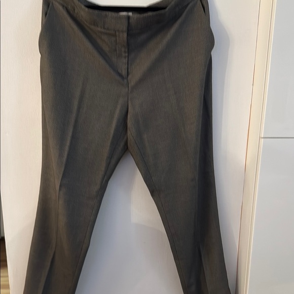 Classic Halogen Gray women’s Suit - Picture 7 of 8